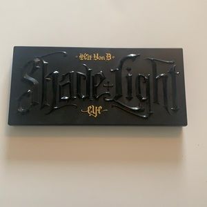 KatVonD Shade & Light eye contour palette